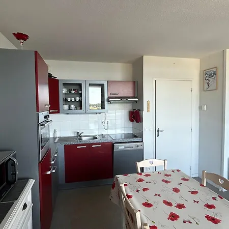 Superbe T2 Avec Terrasse Et Parking A Super - Fr-1-814-66 Апартаменты *