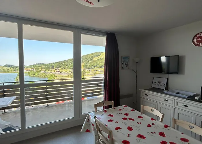 Superbe T2 Avec Terrasse Et Parking à - Fr-1-814-66 * Super Besse