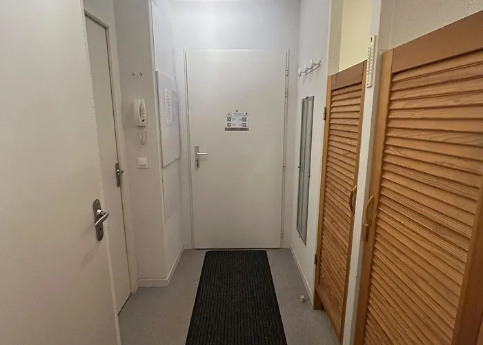 Appartement Superbe T2 Avec Terrasse Et Parking à - Fr-1-814-66 *