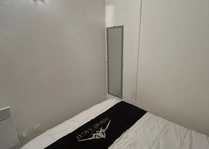 Superbe T2 Avec Terrasse Et Parking à - Fr-1-814-66 Super-Besse